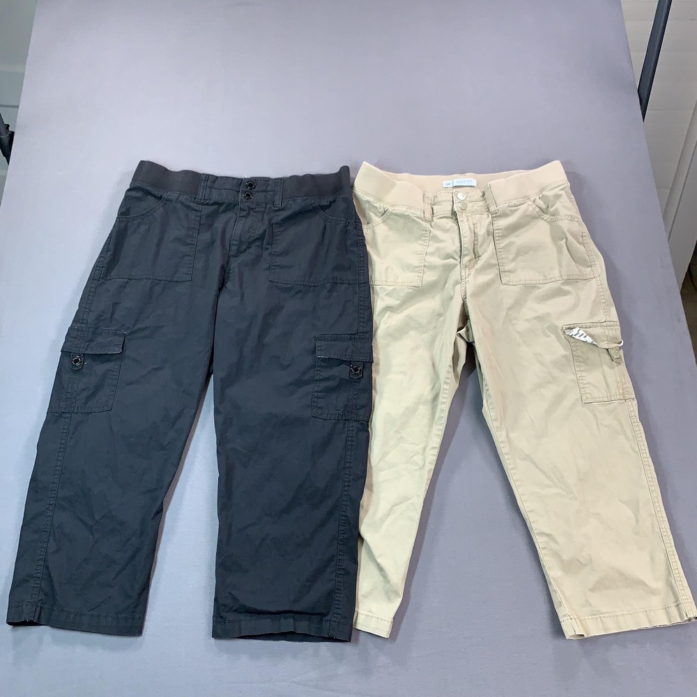 Lee Pants Womens 12 Black Khaki Capri Cargo Easy Fit Lot Of 2 Stretch Work 34x21